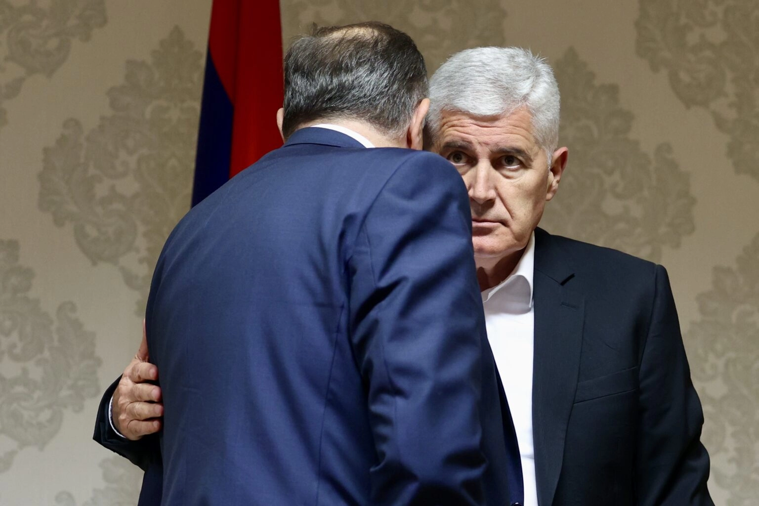 Previšić tvrdi da je Čović na HNS-u sakrio sastanak s Dodikom